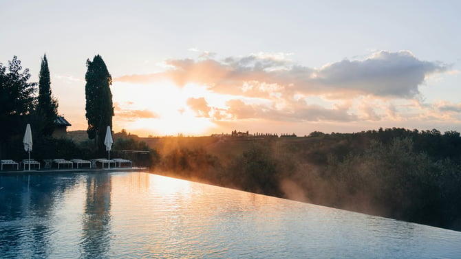 Relax and Recharge: Luxurious Comfort Awaits You